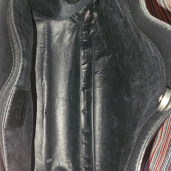 Vintage Gucci Black Leather Shoulder Bag - Picture 13 of 14